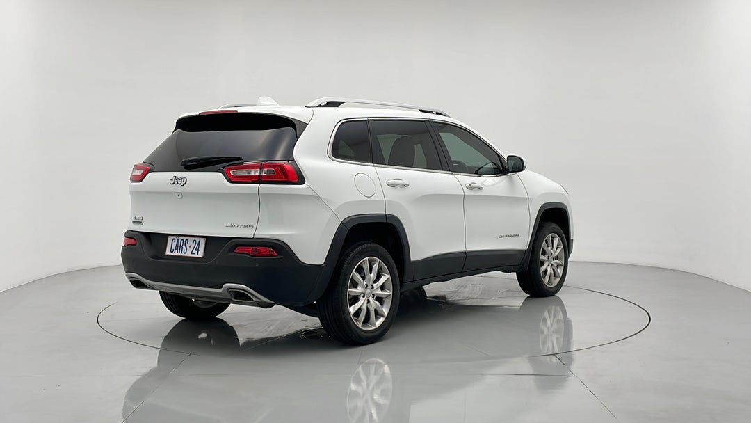 Right Back Diagonal (45- Degree) View