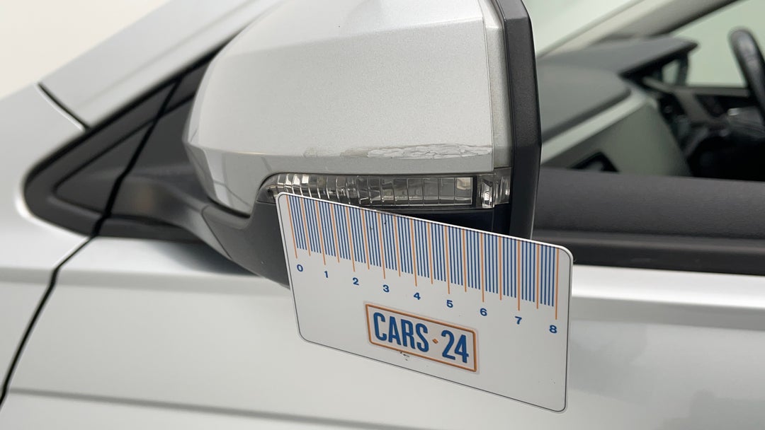 Side Mirrors Housing LHS Scratch