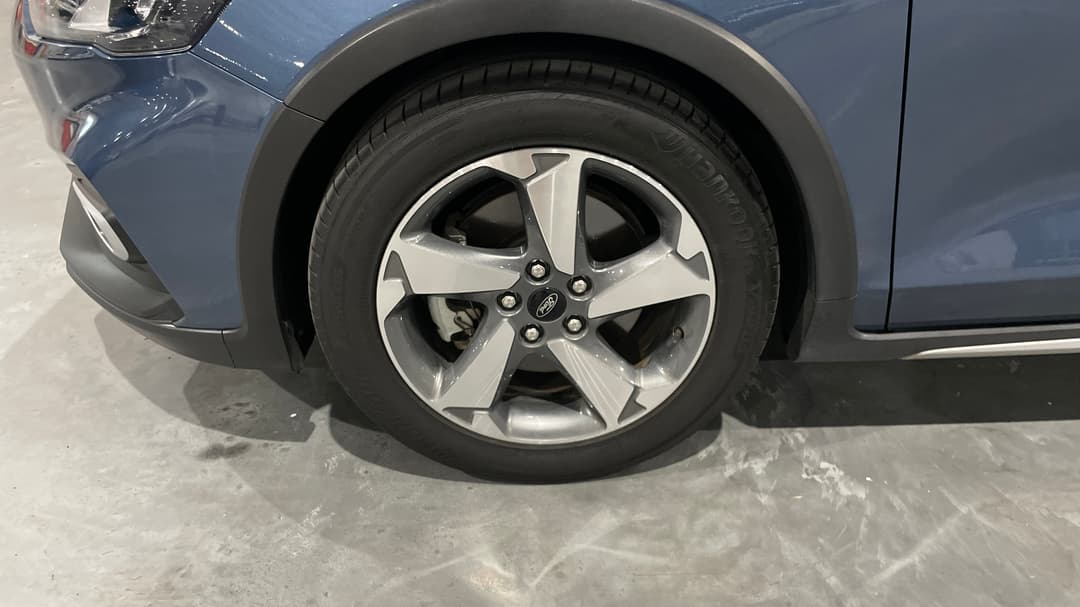 2019 Ford Focus Active, Automatic, 63740 km, Left Front Wheel