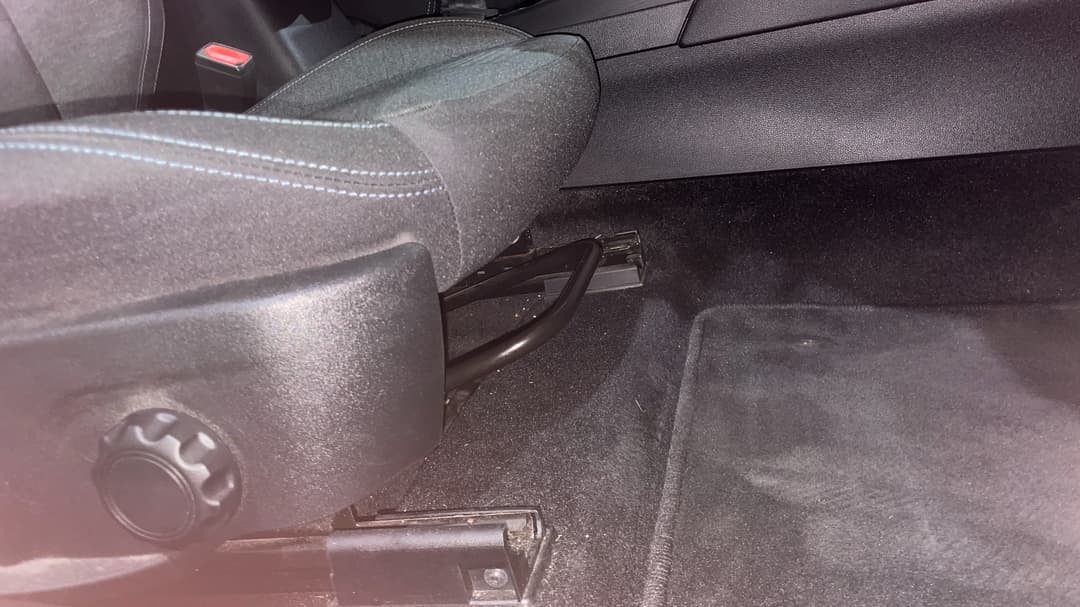 2019 Ford Focus Active, Automatic, 63740 km, Drivers Side Adjustment Panel