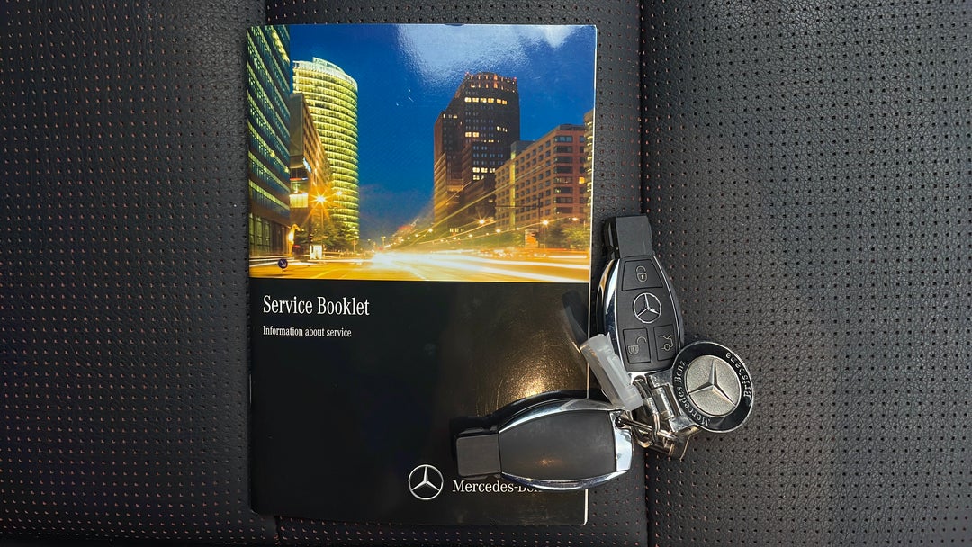 2014 Mercedes-benz CLA 200, Automatic, 44331 km, Key Close-up