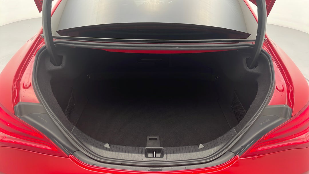 2014 Mercedes-benz CLA 200, Automatic, 44331 km, Boot Inside View