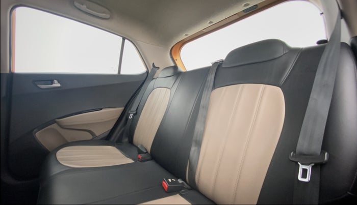 2014 Hyundai Grand i10 SPORTZ 1.2 KAPPA VTVT, Petrol, Manual, 53,436 km, Right Side Rear Door Cabin