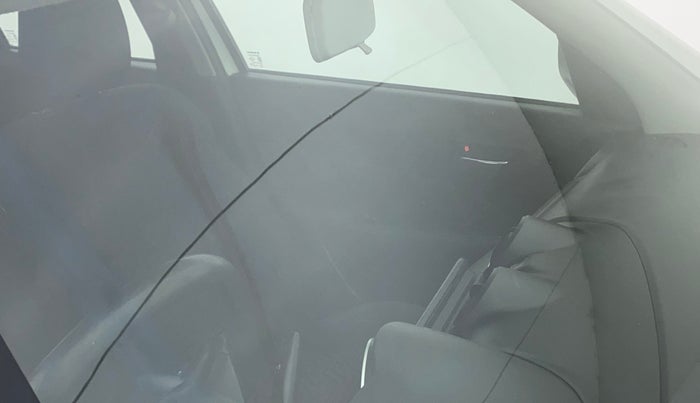 2022 Maruti Swift VXI, Petrol, Manual, 44,295 km, Front windshield - Minor spot on windshield