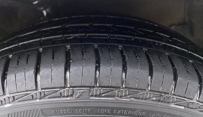 2019 Maruti Celerio ZXI, Petrol, Manual, 14,005 km, Right Front Tyre Tread
