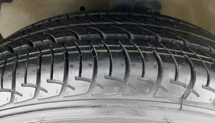 2018 Maruti Celerio ZXI AMT, Petrol, Automatic, 49,781 km, Left Front Tyre Tread
