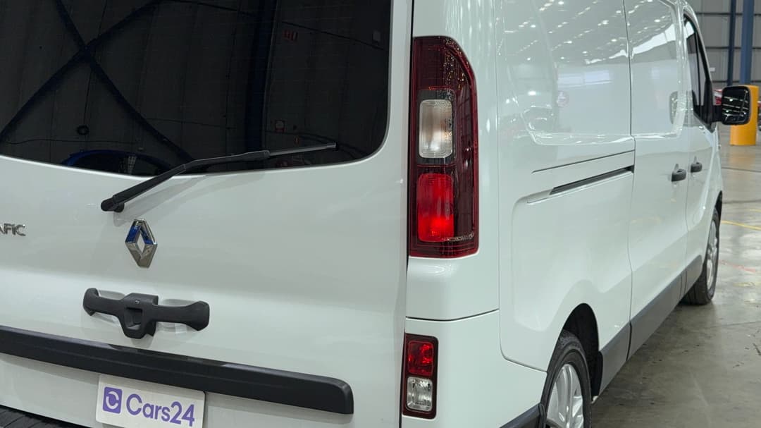 2021 Renault Trafic L2 Lwb Premium (125kw), Automatic, 69359 km, Badge (Boot Right Side)