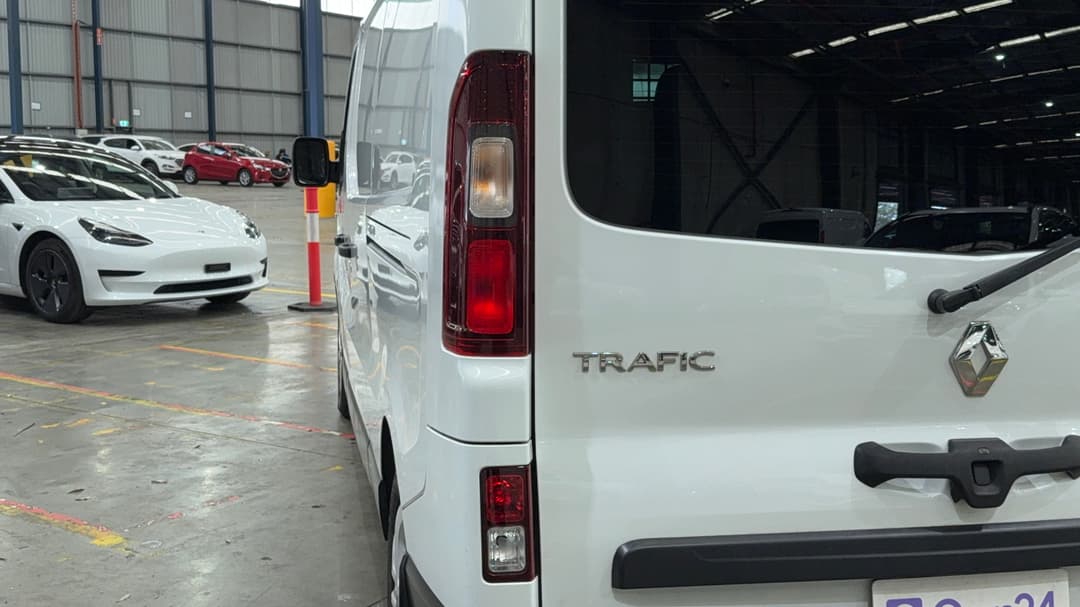 2021 Renault Trafic L2 Lwb Premium (125kw), Automatic, 69359 km, Badge (Boot Left Side)