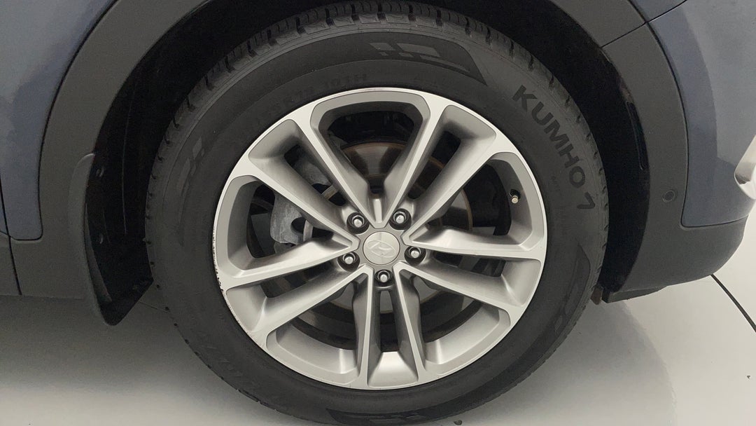 2015 Hyundai Santa Fe Highlander Crdi (4x4), Automatic, 140086 km, Right Front Wheel