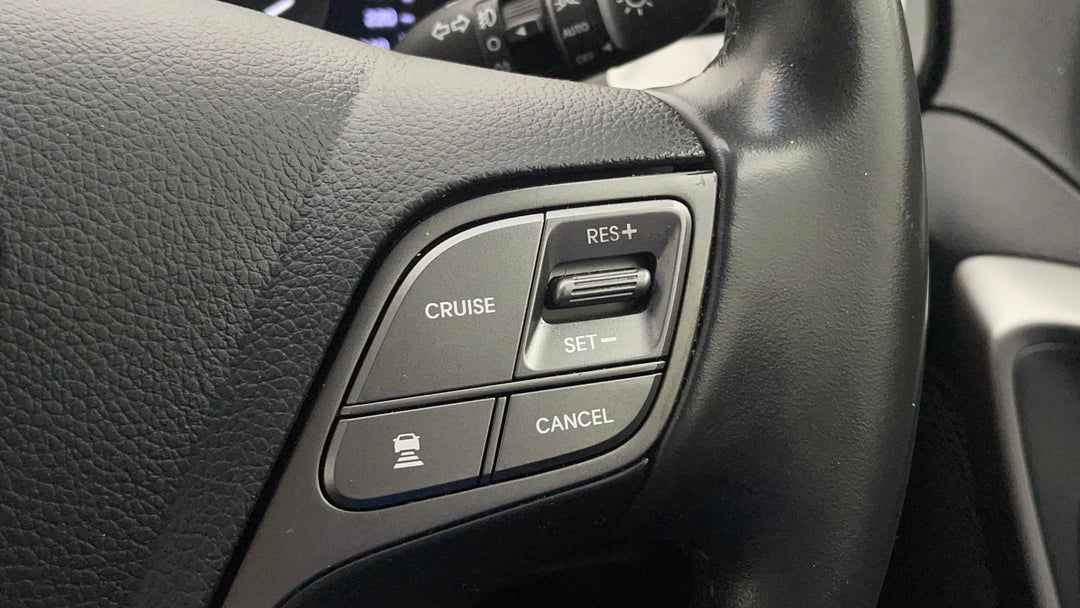 2015 Hyundai Santa Fe Highlander Crdi (4x4), Automatic, 140086 km, Cruise Control