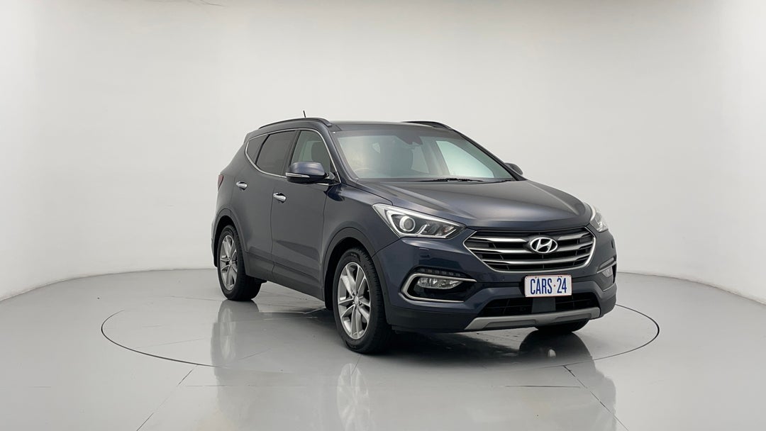 2015 Hyundai Santa Fe Highlander Crdi (4x4), Automatic, 140086 km, Right Front Diagonal (45- Degree) View