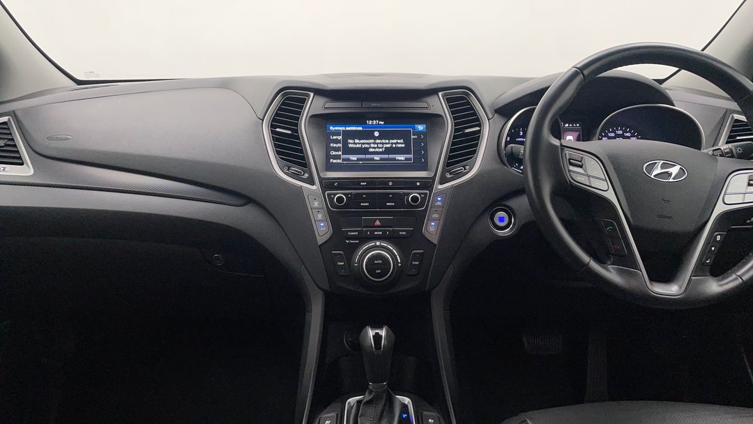 2015 Hyundai Santa Fe Highlander Crdi (4x4), Automatic, 140086 km, Dashboard View