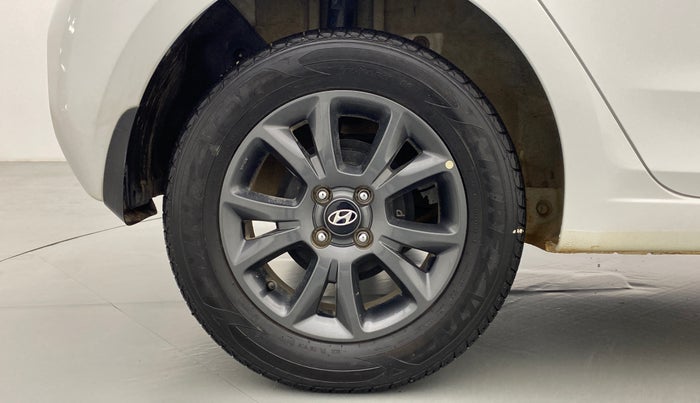 2020 Hyundai Elite i20 1.2 SPORTS PLUS VTVT, Petrol, Manual, 12,738 km, Right Rear Wheel