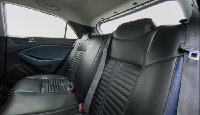 2016 Hyundai i20 Active 1.2 S, Petrol, Manual, 62,304 km, Right Side Rear Door Cabin