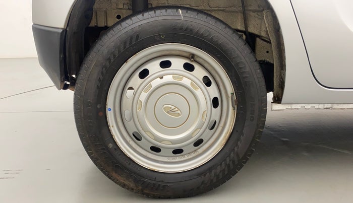 2016 Mahindra Kuv100 K2 6 STR, Petrol, Manual, 47,685 km, Right Rear Wheel