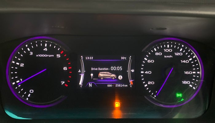 2018 Mahindra MARAZZO M8 7 STR, Diesel, Manual, 25,614 km, Odometer Image