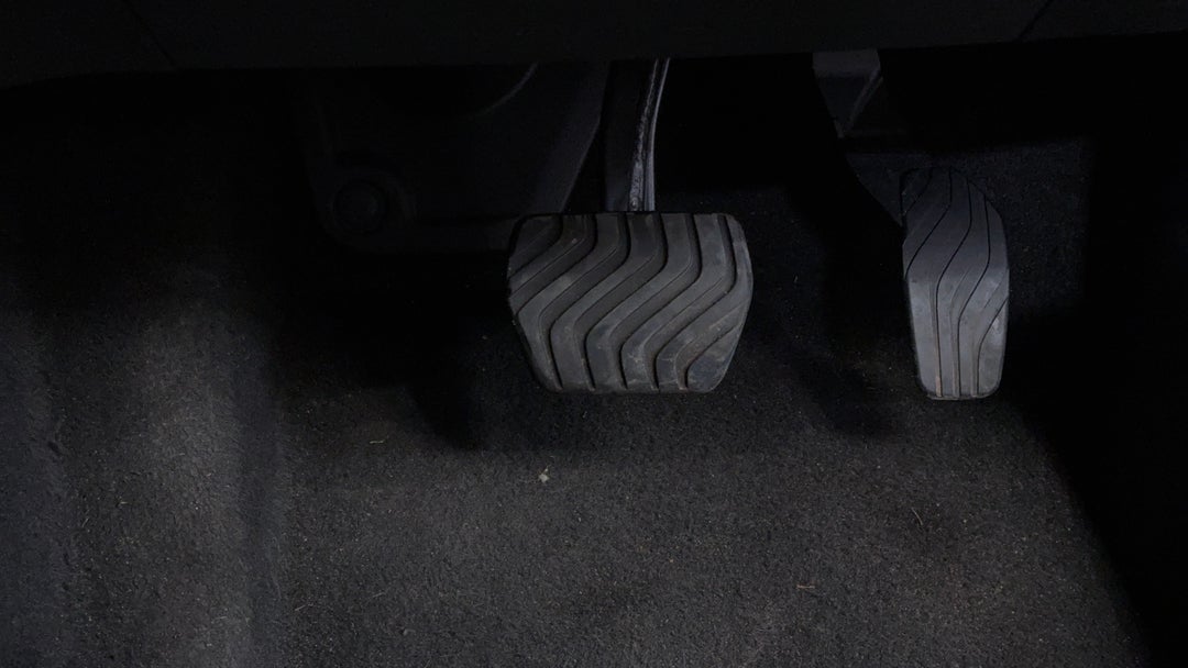 2024 Mitsubishi Outlander Es 5 Seat (2WD), Automatic, 49901 km, Pedals and Footmat