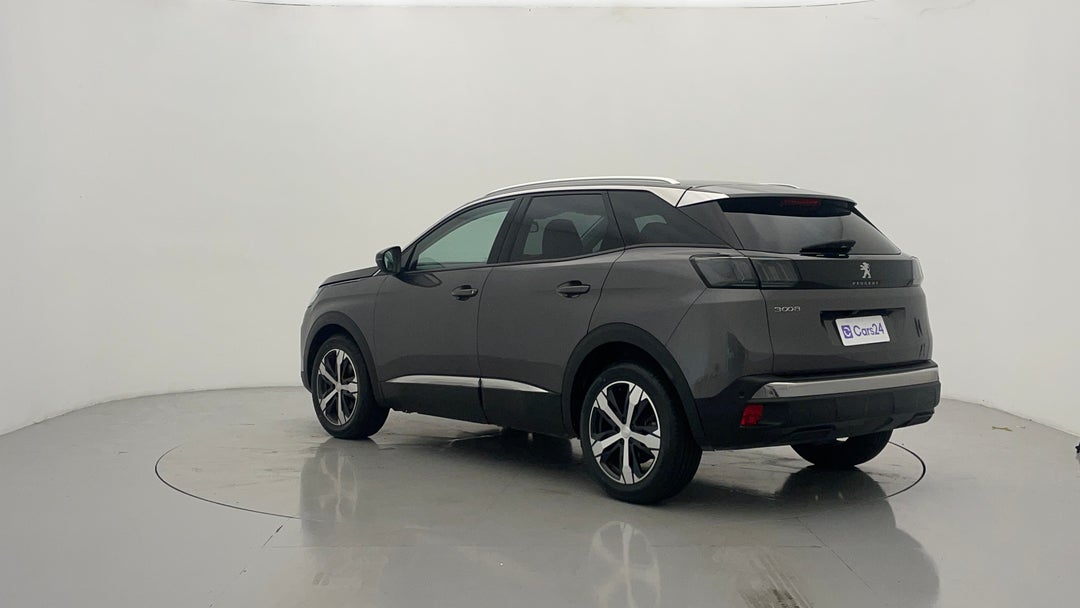 Left Back Diagonal (45- Degree) View