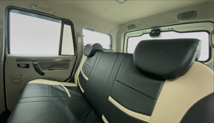 2020 Mahindra Scorpio S5, Diesel, Manual, 66,367 km, Right Side Rear Door Cabin