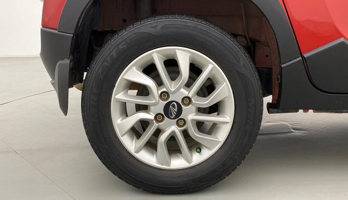 2016 Mahindra Kuv100 K8 D 6 STR, Diesel, Manual, 38,867 km, Right Rear Wheel