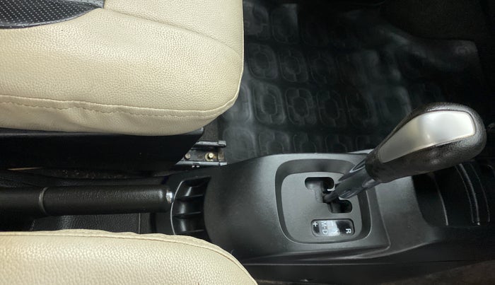 2016 Maruti Wagon R 1.0 VXI AMT, Petrol, Automatic, 57,286 km, Gear Lever