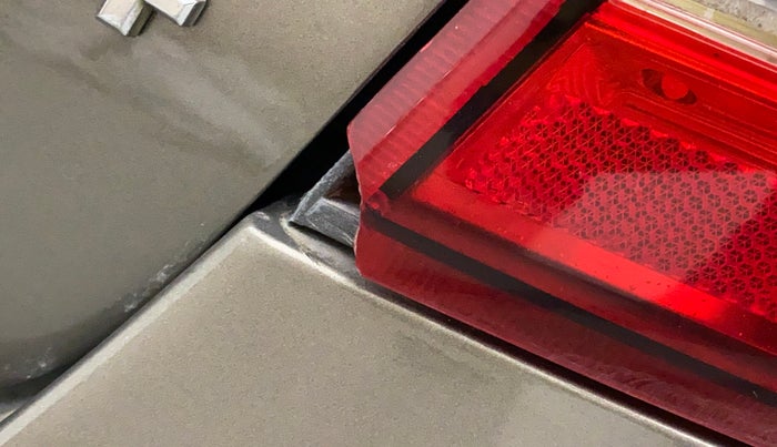 2015 Datsun Go Plus T, Petrol, Manual, 25,483 km, Right tail light - Minor damage