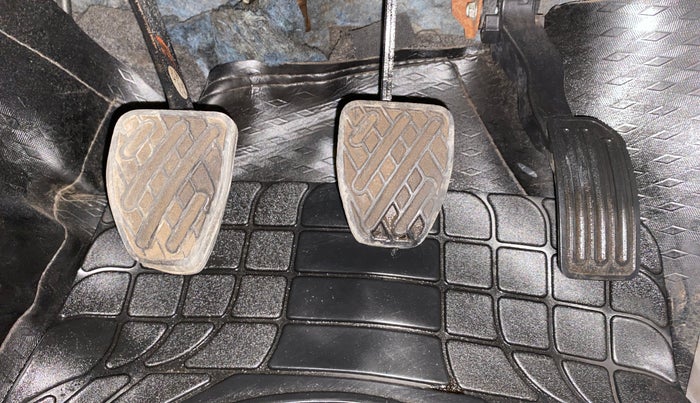 2015 Datsun Go Plus T, Petrol, Manual, 25,483 km, Pedals