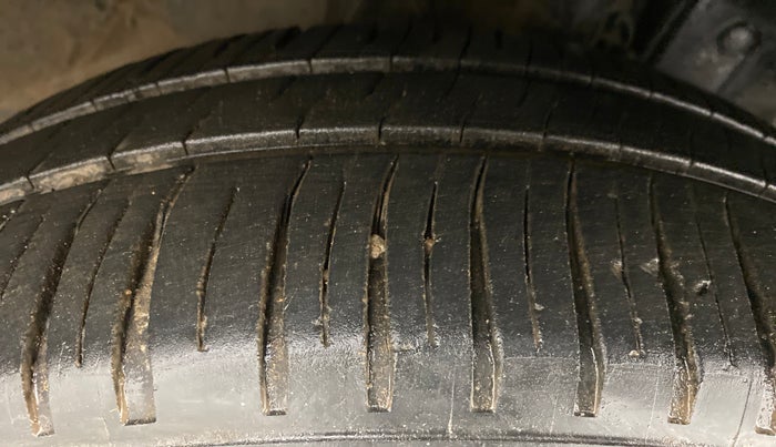 2018 Honda City V MT PETROL, Petrol, Manual, 23,771 km, Right Front Tyre Tread