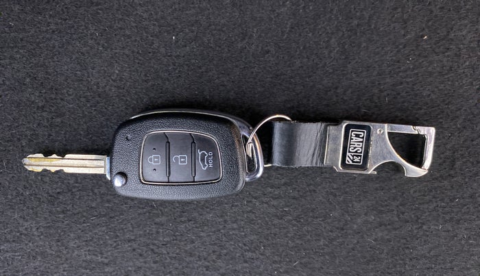 2015 Hyundai Creta 1.6 SX CRDI, Diesel, Manual, 67,546 km, Key Close Up