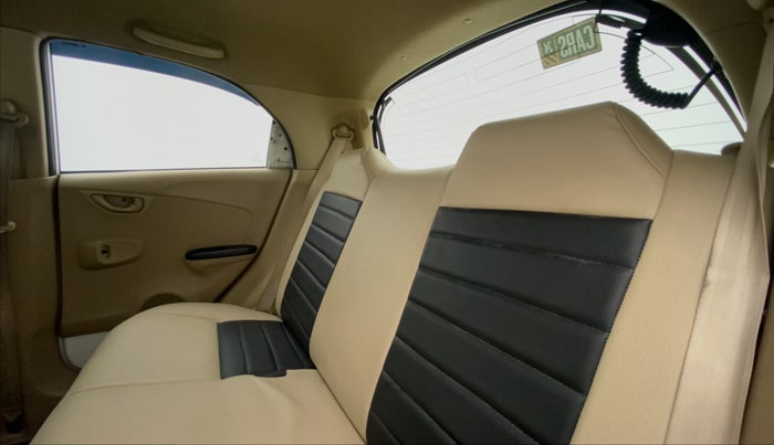 2014 Honda Brio S MT, Petrol, Manual, 69,254 km, Right Side Rear Door Cabin