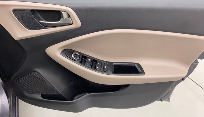 2015 Hyundai Elite i20 MAGNA 1.2, Petrol, Manual, 72,718 km, Driver Side Door Panels Control