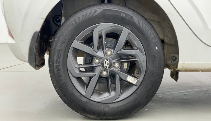 2021 Hyundai GRAND I10 NIOS SPORTZ CNG MT, CNG, Manual, 29,063 km, Right Rear Wheel