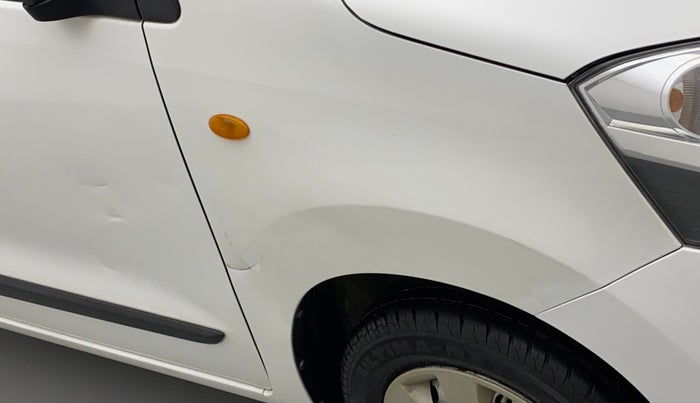 2012 Maruti Wagon R 1.0 LXI, Petrol, Manual, 41,128 km, Right fender - Paint has minor damage
