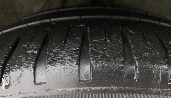 2015 Honda City 1.5L I-VTEC V MT, Petrol, Manual, 92,115 km, Right Front Tyre Tread