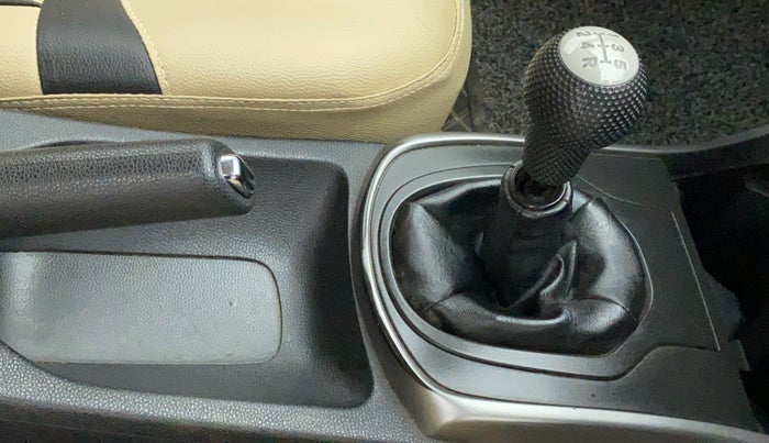 2015 Honda City 1.5L I-VTEC V MT, Petrol, Manual, 92,115 km, Gear Lever