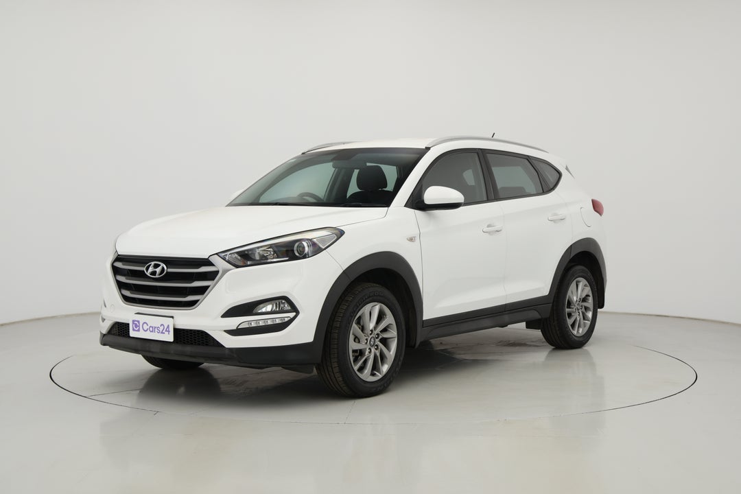 2017 Hyundai Tucson Active (FWD), Automatic, 125257 km, Left Front Diagonal (45- Degree) View