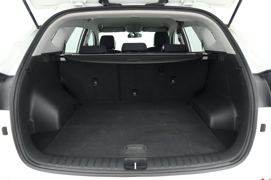 2017 Hyundai Tucson Active (FWD), Automatic, 125257 km, Boot Inside View