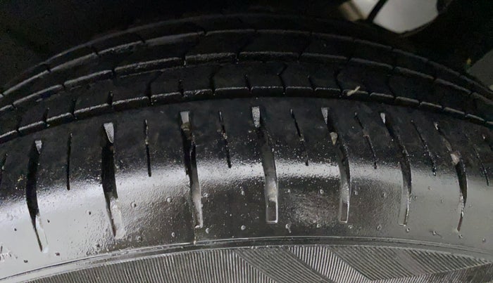 2019 Maruti Baleno ZETA 1.2 K12, Petrol, Manual, 9,353 km, Left Rear Tyre Tread