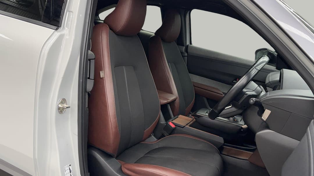 2022 Mazda Mx-30 G20e Astina Mhev, Automatic, 43089 km, Right Side Front Door Cabin View
