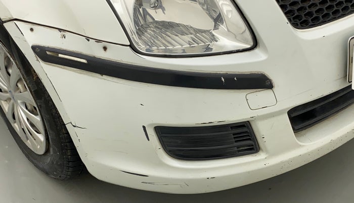 2011 Maruti Swift LXI, Petrol, Manual, 54,277 km, Front bumper - Minor scratches