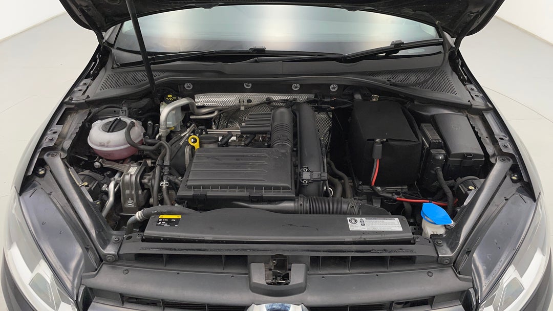 Open Bonnet (Engine)