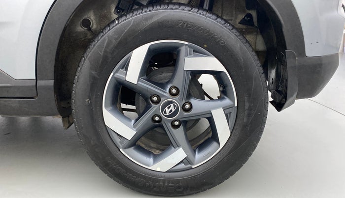 2019 Hyundai VENUE SX(O) CRDi, Diesel, Manual, 34,117 km, Left Rear Wheel