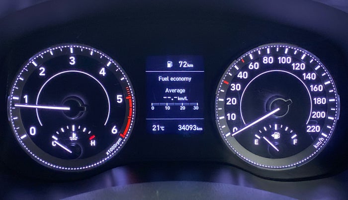 2019 Hyundai VENUE SX(O) CRDi, Diesel, Manual, 34,117 km, Odometer Image
