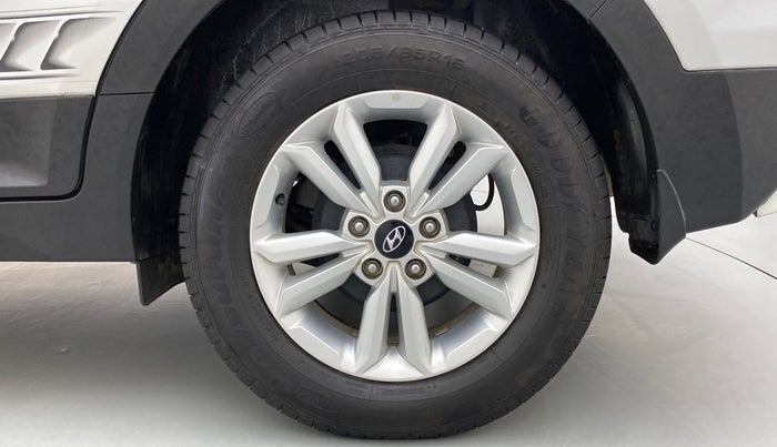 2016 Hyundai Creta 1.6 SX PLUS PETROL, Petrol, Manual, 20,142 km, Left Rear Wheel