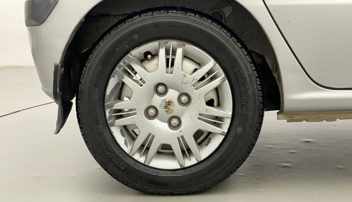 2012 Hyundai Santro Xing GL PLUS, CNG, Manual, 78,263 km, Right Rear Wheel