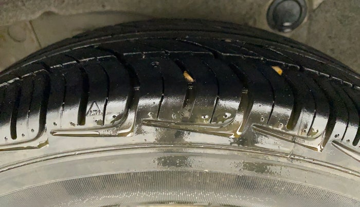 2012 Hyundai Santro Xing GL PLUS, CNG, Manual, 78,263 km, Right Rear Tyre Tread