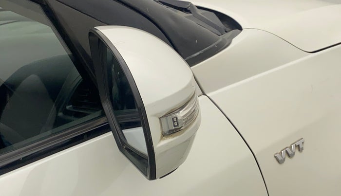 2016 Maruti Swift Dzire VXI, Petrol, Manual, 34,315 km, Right rear-view mirror - Minor scratches