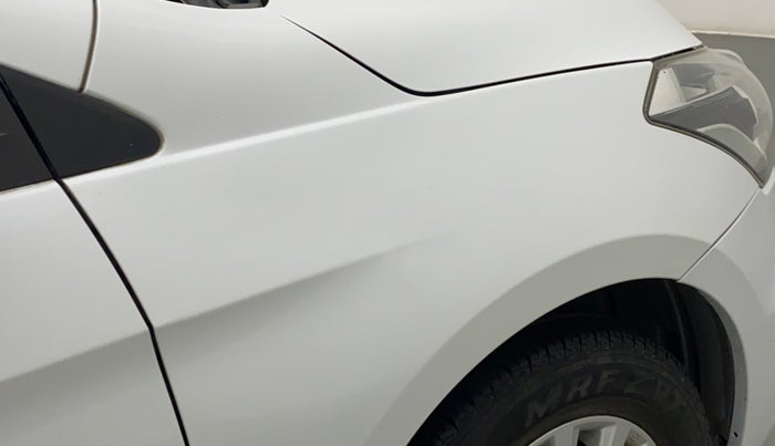 2018 Maruti Ciaz ZETA 1.4  AT PETROL, Petrol, Automatic, 53,796 km, Right fender - Slightly dented