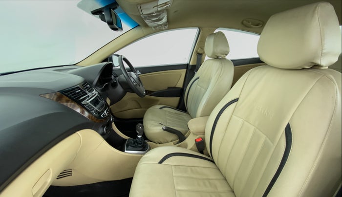 2015 Hyundai Verna FLUIDIC 1.6 CRDI S, Diesel, Manual, 47,361 km, Right Side Front Door Cabin