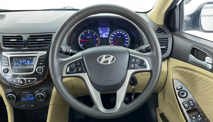 2015 Hyundai Verna FLUIDIC 1.6 CRDI S, Diesel, Manual, 47,361 km, Steering Wheel Close Up